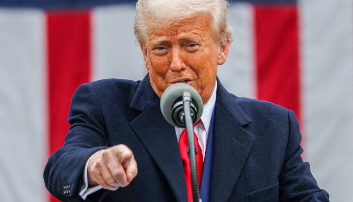 2025-04-02t203312z_419641593_rc2wpda4g660_rtrmadp_3_usa-trump-tariffs.jpg