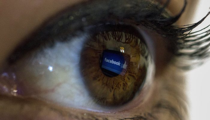 facebook1_0.jpg