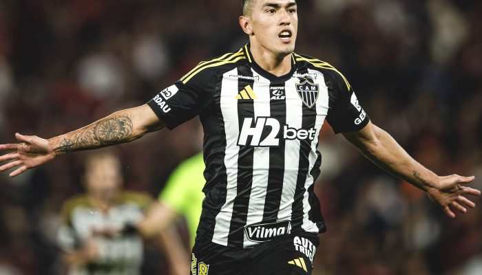 galo_avanca_as_quartas.jpg