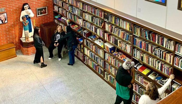 inauguracao_hoje_da_biblioteca_da_pastoral_do_povo_de_rua_da_arquisp_na_mooca_sao_paulo._impo.jpg