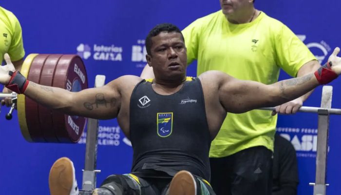 jose_arimateia_ouro_halterofilismo_para.jpg