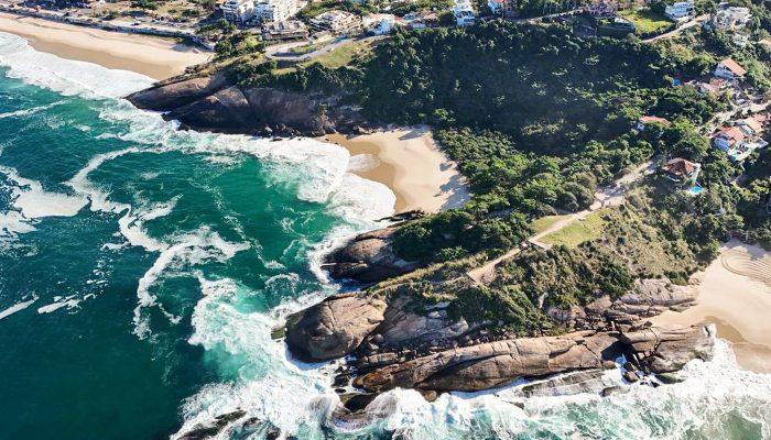 juliana_marins_praia_do_sossego.jpg
