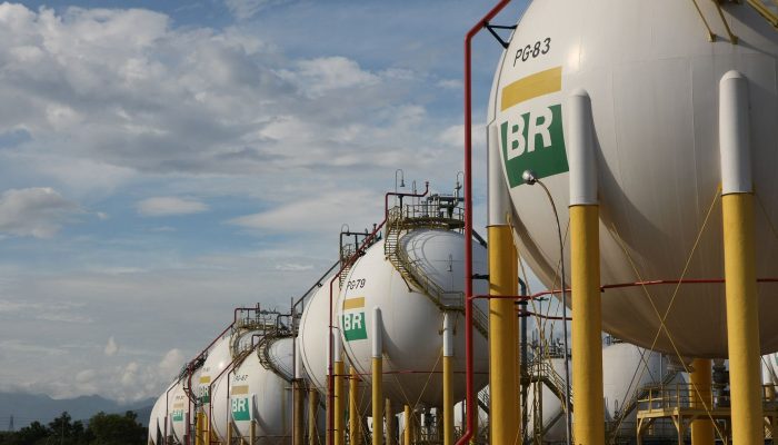 refinaria_duque_de_caxias_-_reduc.jpg